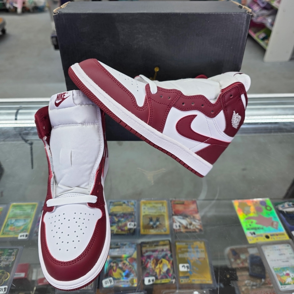 Nike Air Jordan 1 Retro High OG "Artisanal Red" Youth 3Y FD1412-160 (new)